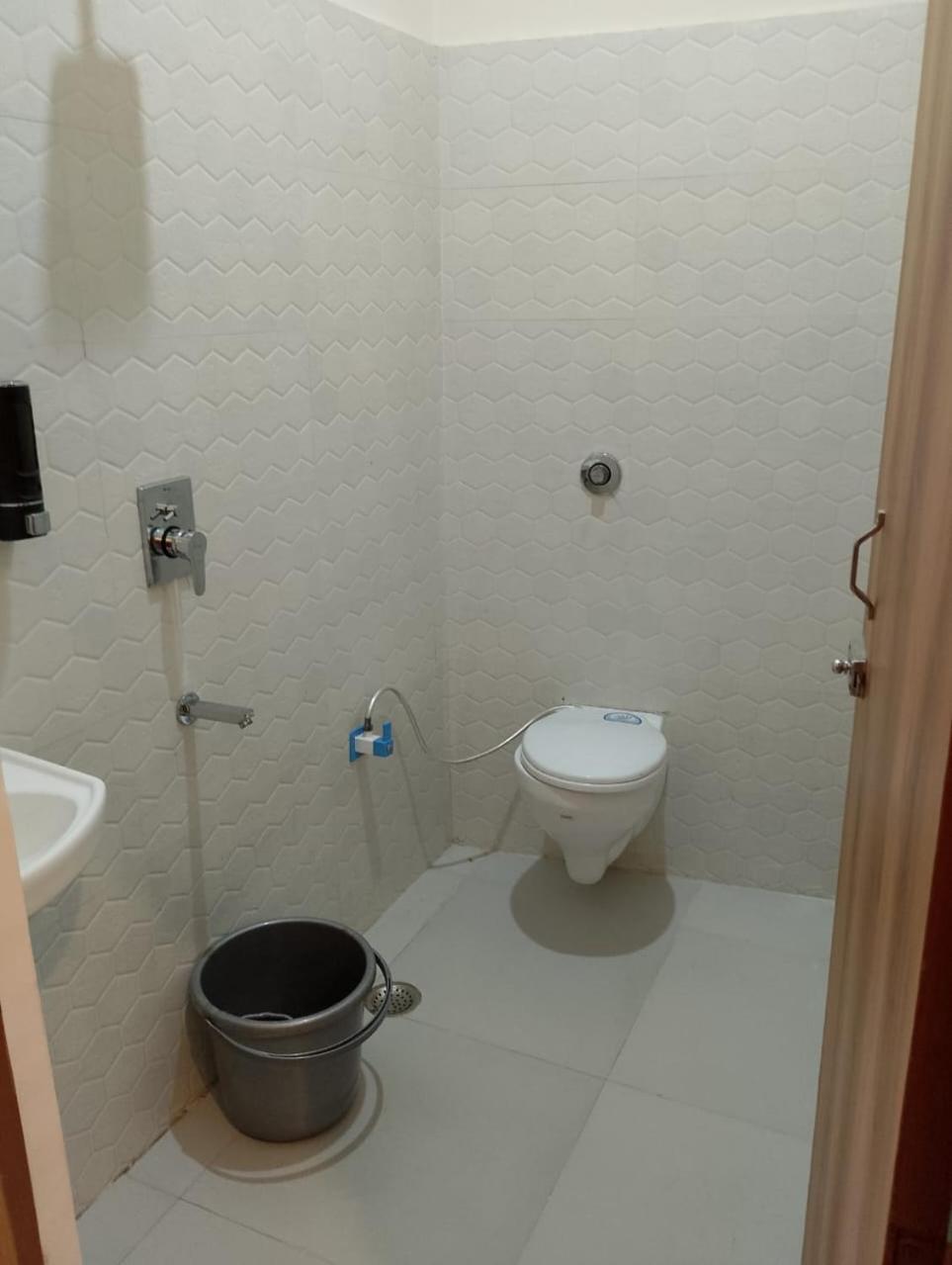 Hotel Lr Delite Inn 马图拉 外观 照片